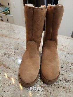 New Women's UGG Chestnut Romley Suede Cuffable Boot Size 9
